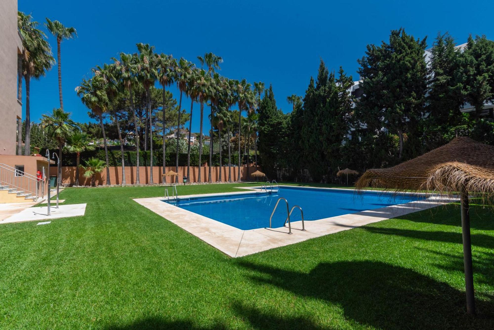 Cabopino Duplex, Swimming Pool, Beach 5Min Away, Chill Out Terrace And High-Speed Wifi Μαρμπέλλα Εξωτερικό φωτογραφία
